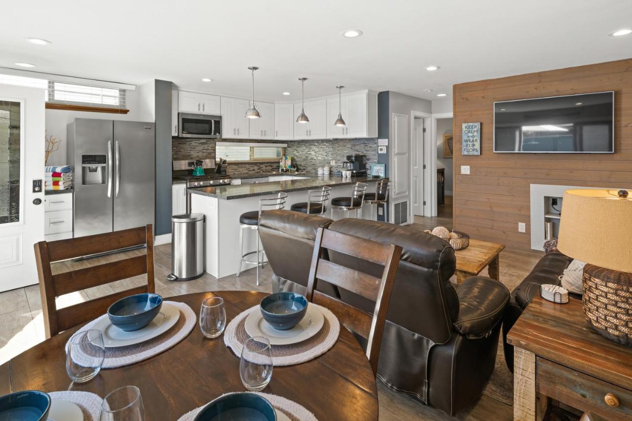 Stunning Beach Home - Large Patio, Parking, Ac & Dog Friendly! San Diego Exterior photo
